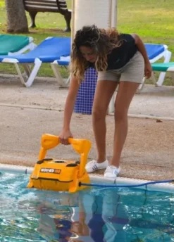 Dolphin Wave 100 Zwembadrobot -Bestway Verkoop dolphin wave 100 plaatsen in zwembad 1